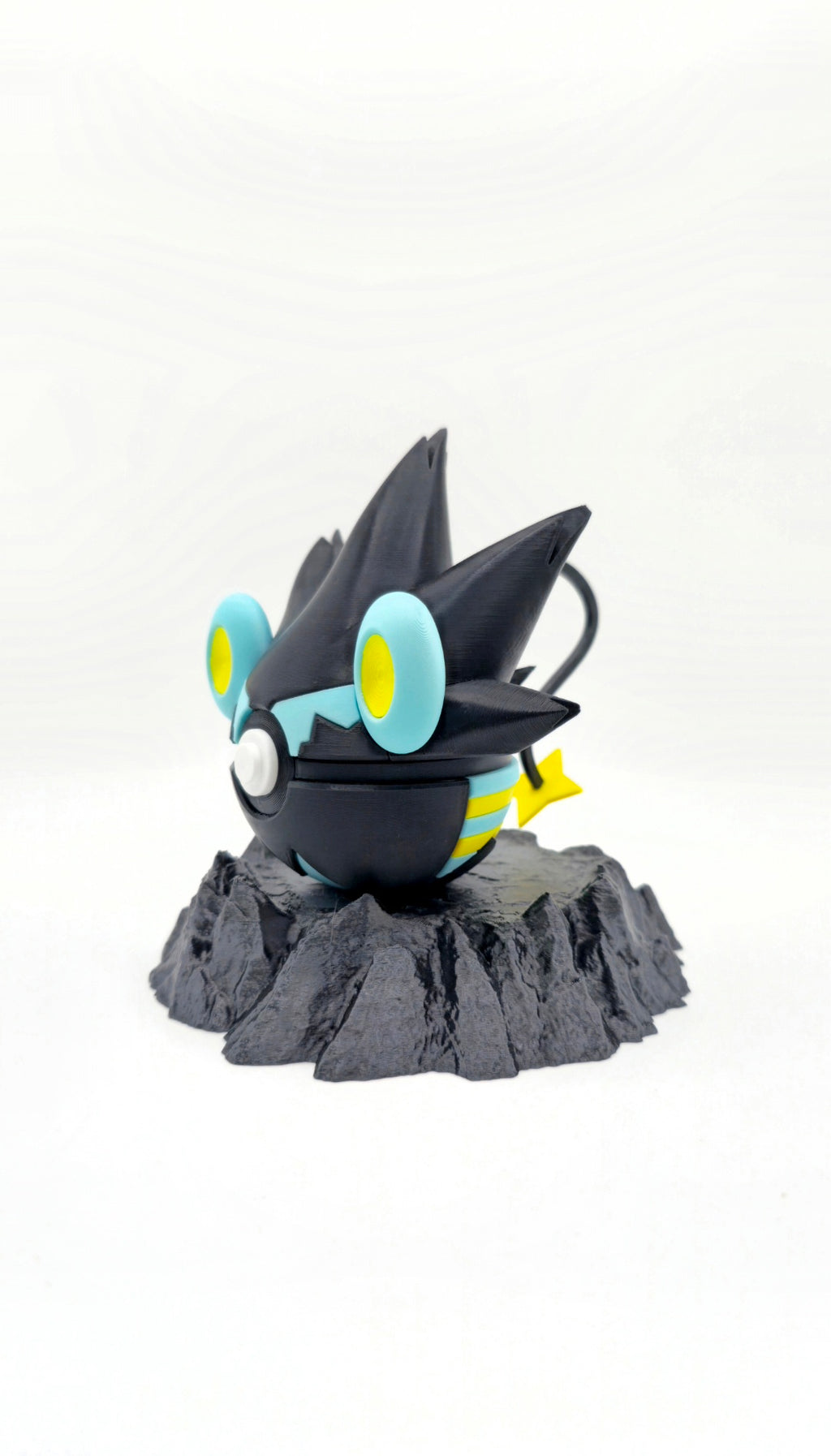 #0405 Luxray