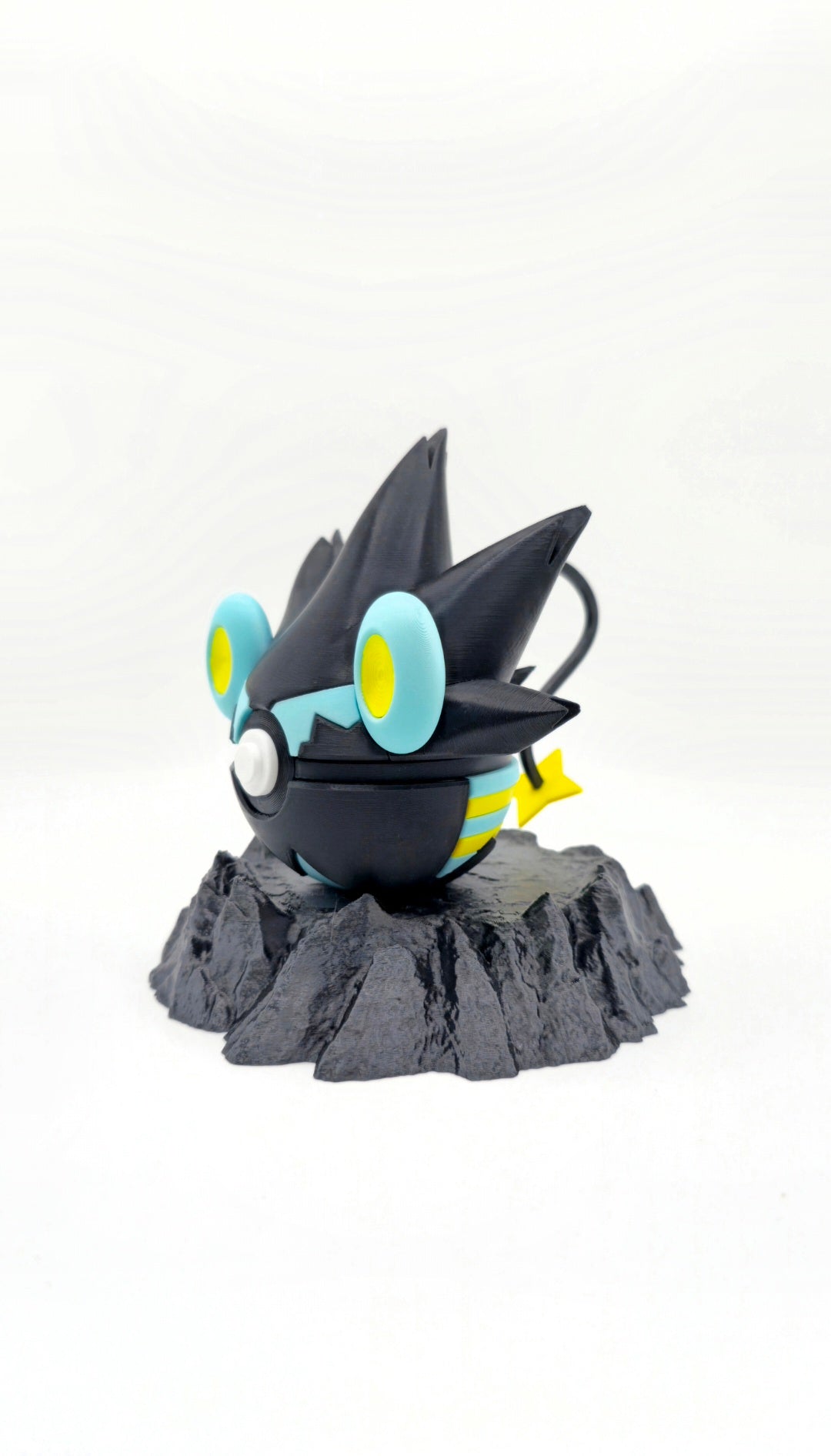 #0405 Luxray